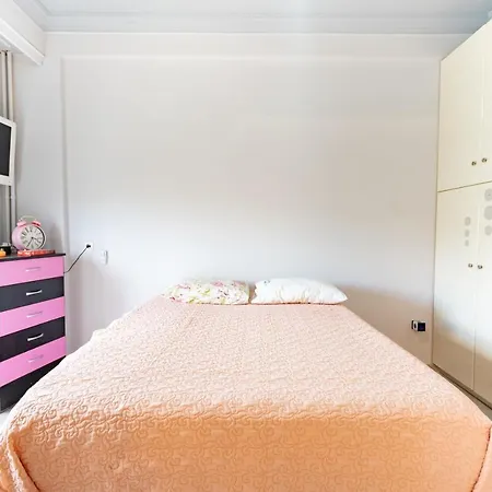 Apartment Sygrou Fix Metro St. 2 Bedrooms 4 Pers.