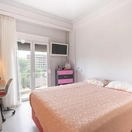 Sygrou Fix Metro St. 2 Bedrooms 4 Pers.